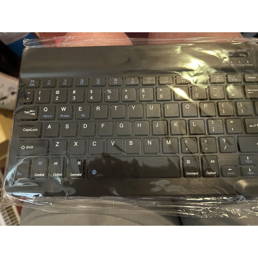 Tablet MEIZE T10 Android with 10.1-inch display resolution of 1280x800
